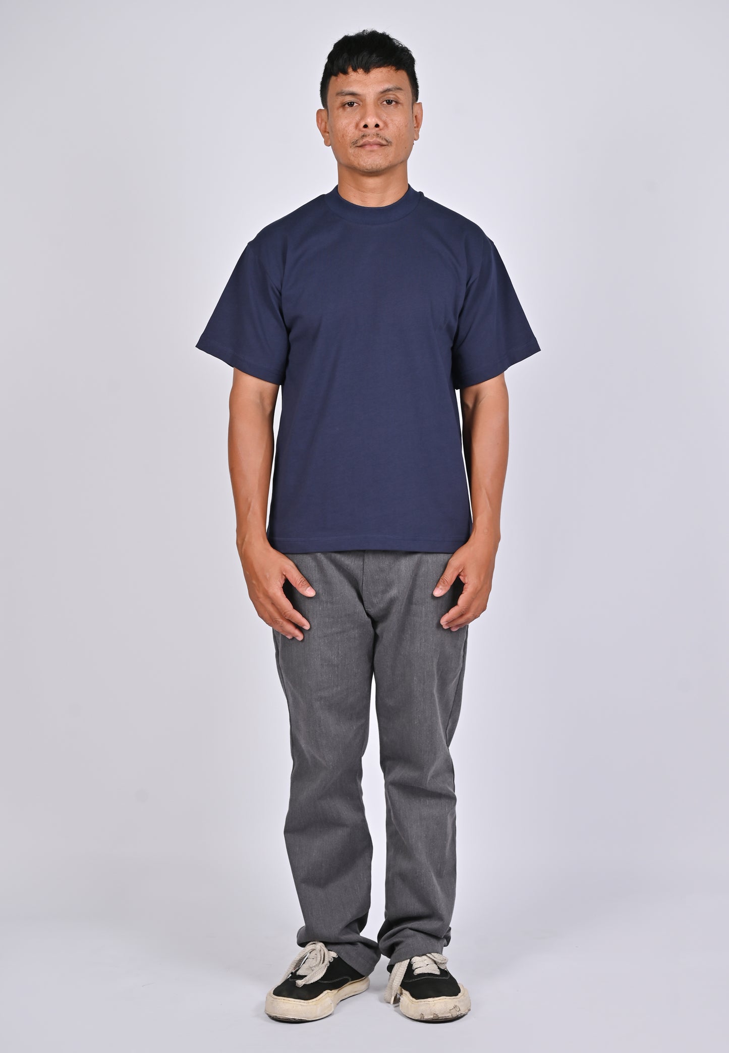 Leon Oversized T-Shirt (Navy Blue)