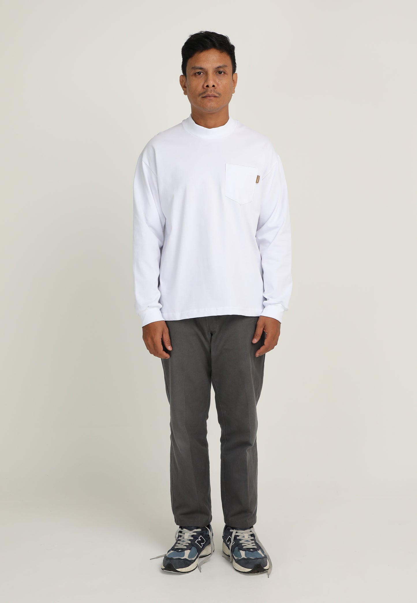 Kyle Longsleeve T-Shirt (White)